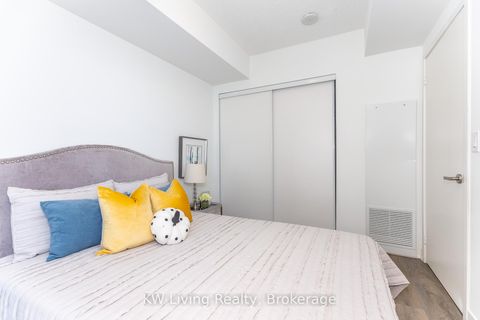 Photo 29 at 1010 - 88 Harbour Street, Waterfront Communities C1, Toronto