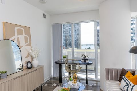 Photo 35 at 1010 - 88 Harbour Street, Waterfront Communities C1, Toronto