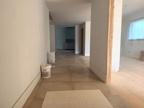 Photo 3 at 783 Midland Avenue, Kennedy Park, Toronto