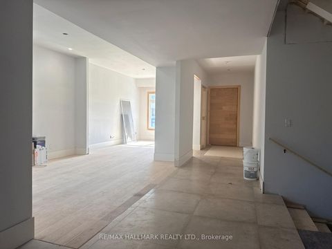 Photo 11 at 783 Midland Avenue, Kennedy Park, Toronto