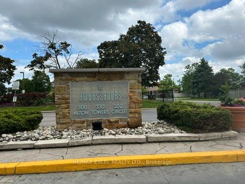 Photo 4 at 806 - 300 Alton Towers Circle, Milliken, Toronto