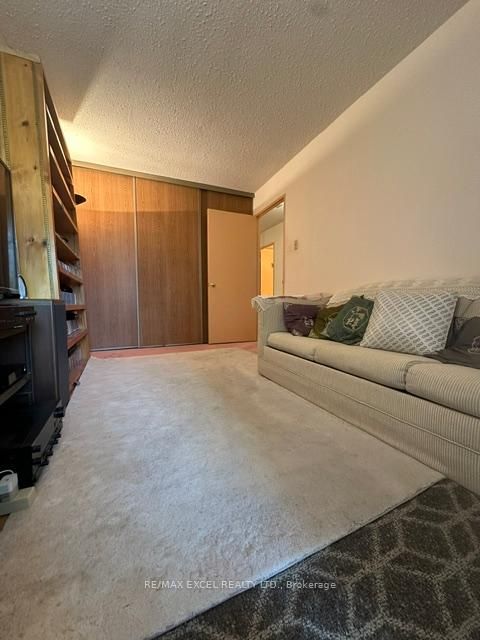 Photo 14 at 806 - 300 Alton Towers Circle, Milliken, Toronto
