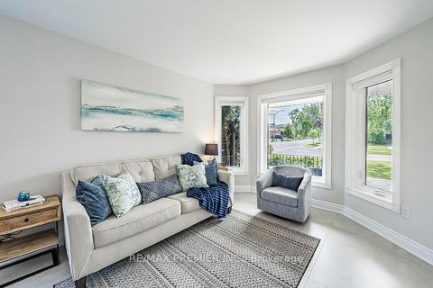 Photo 8 at 2 Grace Crescent, Painswick South, Barrie