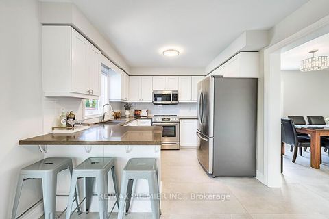 Photo 14 at 2 Grace Crescent, Painswick South, Barrie
