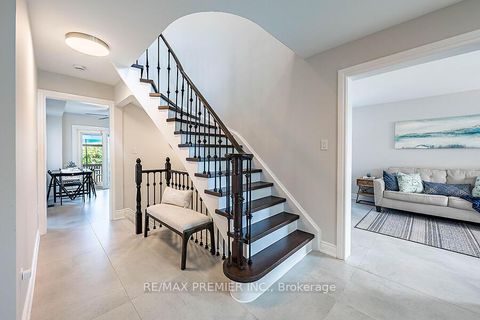 Photo 23 at 2 Grace Crescent, Painswick South, Barrie