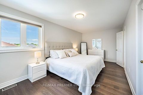 Photo 25 at 2 Grace Crescent, Painswick South, Barrie