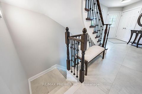 Photo 34 at 2 Grace Crescent, Painswick South, Barrie