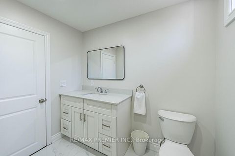 Photo 40 at 2 Grace Crescent, Painswick South, Barrie