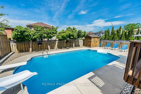 Photo 45 at 2 Grace Crescent, Painswick South, Barrie