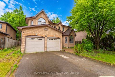 Photo 1 at 3 Creekview Avenue, Mill Pond, Richmond Hill