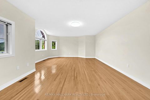 Photo 15 at 3 Creekview Avenue, Mill Pond, Richmond Hill