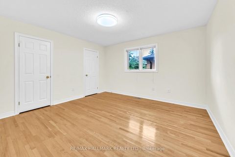 Photo 20 at 3 Creekview Avenue, Mill Pond, Richmond Hill