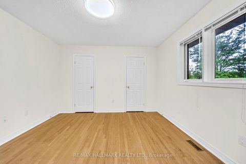 Photo 21 at 3 Creekview Avenue, Mill Pond, Richmond Hill