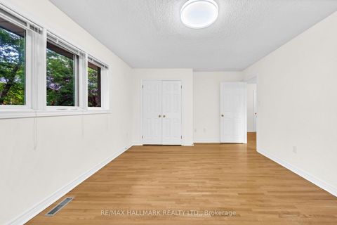 Photo 23 at 3 Creekview Avenue, Mill Pond, Richmond Hill