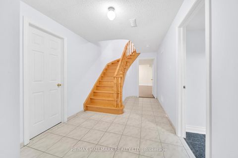 Photo 26 at 3 Creekview Avenue, Mill Pond, Richmond Hill
