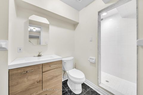 Photo 28 at 3 Creekview Avenue, Mill Pond, Richmond Hill