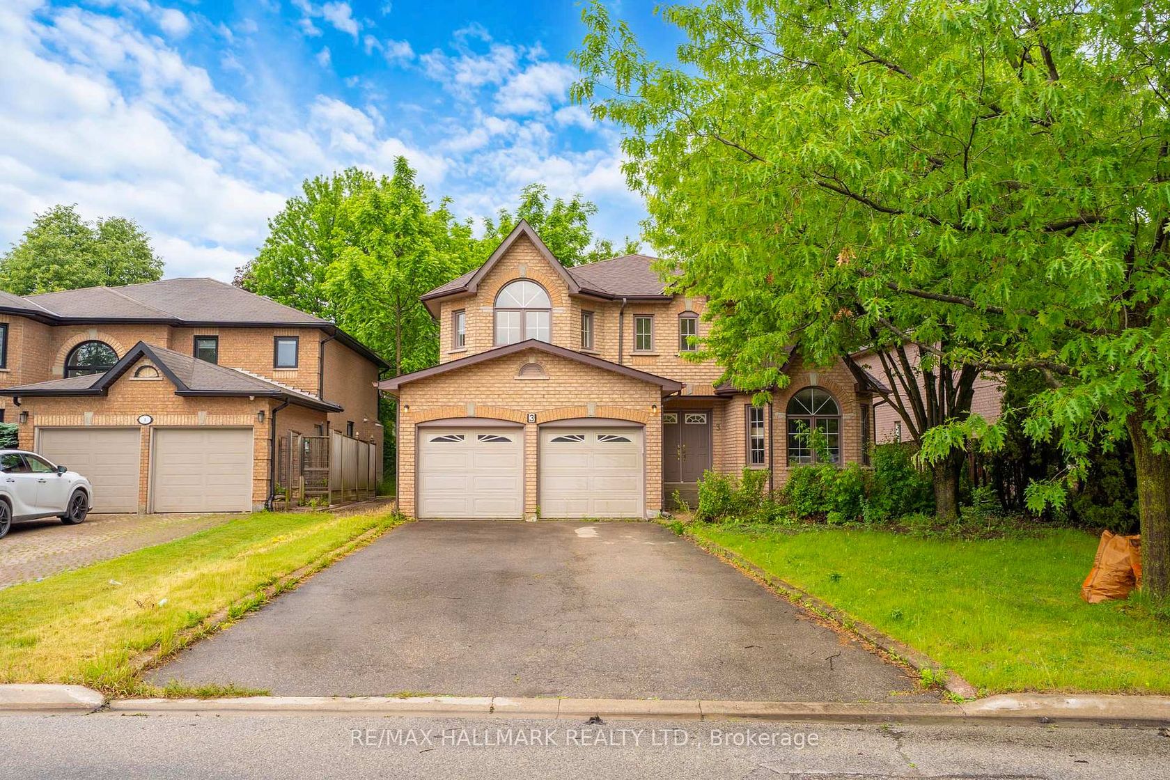 3 Creekview Avenue, Mill Pond, Richmond Hill photo number 2