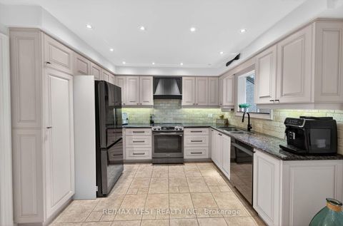 Photo 17 at 43 St Georges Boulevard, The Westway, Toronto