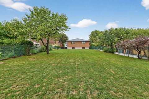 Photo 45 at 43 St Georges Boulevard, The Westway, Toronto