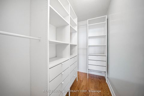 Photo 11 at 2706 - 23 Hollywood Avenue, Willowdale East, Toronto