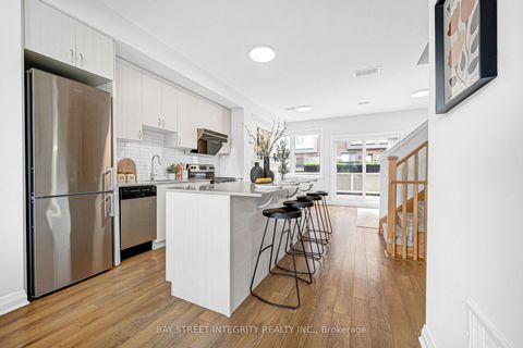 Photo 4 at 139 Stanley Greene Boulevard, CFB, Toronto