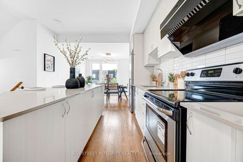 Photo 7 at 139 Stanley Greene Boulevard, CFB, Toronto