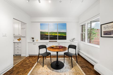 Photo 9 at 442 - 21 Dale Avenue, Moore Park, Toronto