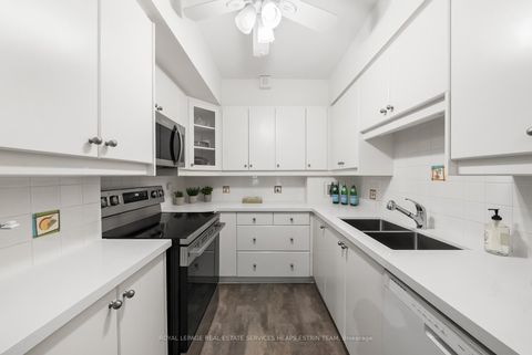 Photo 14 at 442 - 21 Dale Avenue, Moore Park, Toronto