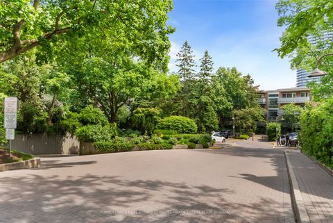 Photo 32 at 442 - 21 Dale Avenue, Moore Park, Toronto