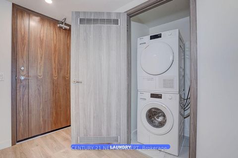 Photo 16 at 936 - 1 Concord Cityplace Way, Waterfront Communities C1, Toronto