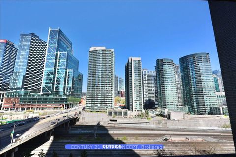 Photo 20 at 936 - 1 Concord Cityplace Way, Waterfront Communities C1, Toronto