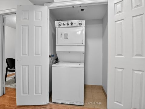 Photo 18 at 317 - 25 Greenview Avenue, Newtonbrook West, Toronto