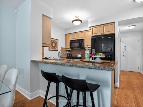 Photo 24 at 317 - 25 Greenview Avenue, Newtonbrook West, Toronto
