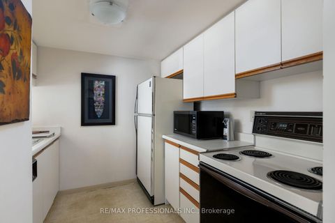Photo 18 at 1506 - 25 Maitland Street, Yonge Corridor, Toronto