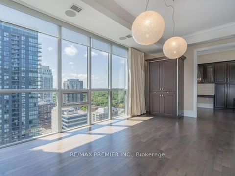 Photo 2 at 2315 - 70 Roehampton Avenue, Mount Pleasant West, Toronto