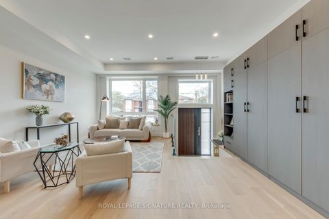 Photo 1 at 850 Cosburn Avenue, East York, Toronto