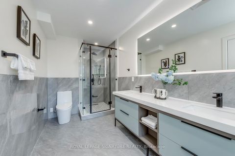 Photo 15 at 850 Cosburn Avenue, East York, Toronto