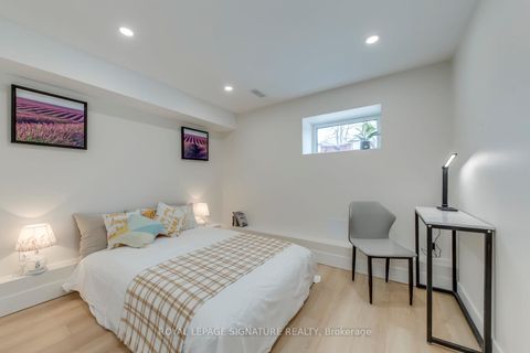 Photo 38 at 850 Cosburn Avenue, East York, Toronto