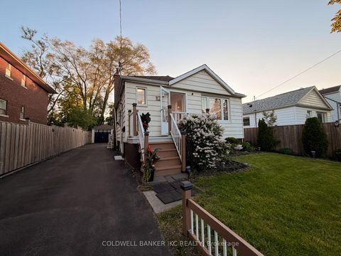 Photo 1 at 82 Seventeenth Street, New Toronto, Toronto
