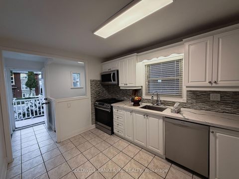 Photo 4 at 82 Seventeenth Street, New Toronto, Toronto