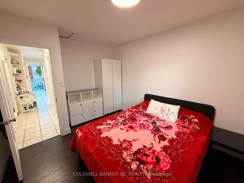 Photo 9 at 82 Seventeenth Street, New Toronto, Toronto