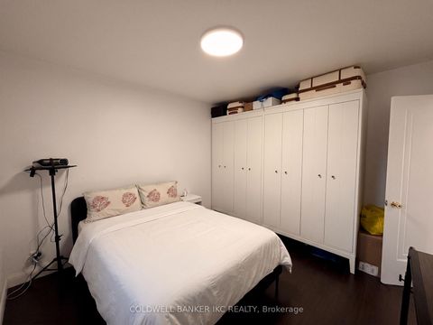 Photo 13 at 82 Seventeenth Street, New Toronto, Toronto