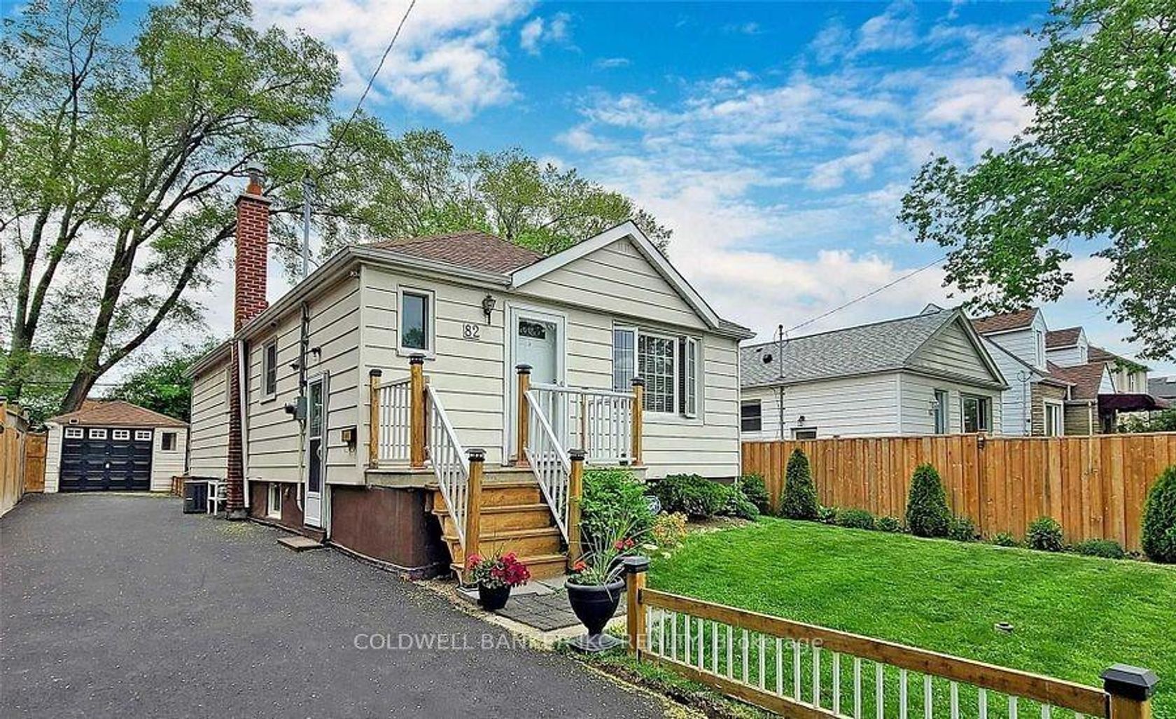 82 Seventeenth Street, New Toronto, Toronto photo 8