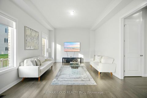 Photo 11 at 1583 Stovell Crescent, Lefroy, Innisfil