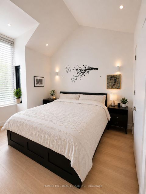 Photo 12 at 150 Rushton Road, Wychwood, Toronto