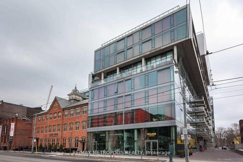 Photo 0 at 625 - 560 King Street W, Waterfront Communities C1, Toronto