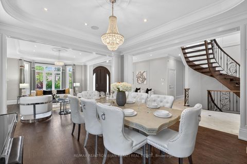 Photo 6 at 31 Caswell Drive, Newtonbrook East, Toronto