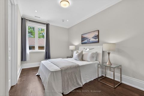 Photo 32 at 31 Caswell Drive, Newtonbrook East, Toronto