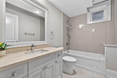 Photo 44 at 31 Caswell Drive, Newtonbrook East, Toronto