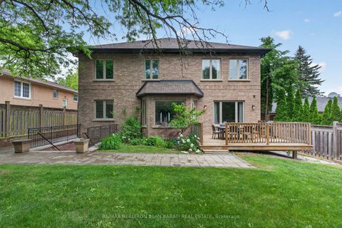 Photo 47 at 31 Caswell Drive, Newtonbrook East, Toronto